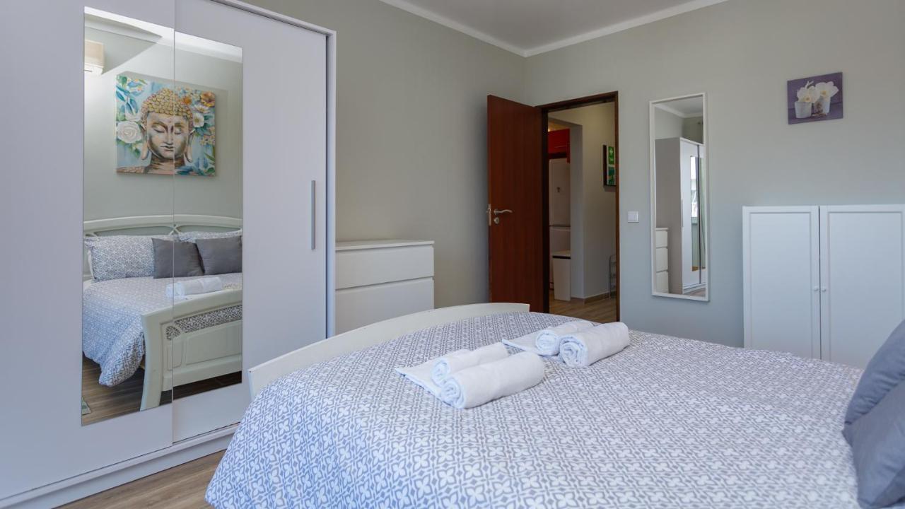 Comfort 1Bdr Apartment W/Pool By Lovelystay Портиман Екстериор снимка